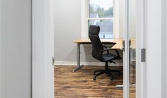 45 N Chillicothe Rd, Aurora, OH 44202