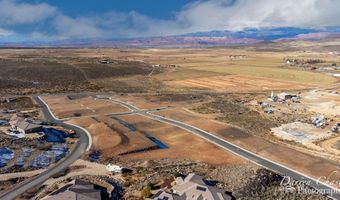 3261 S Cliffs Dr, Hurricane, UT 84737