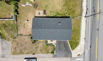 1 Grant Dr, Coventry, RI 02816