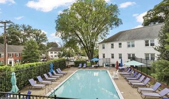 2908 13TH Rd S 102, Arlington, VA 22204