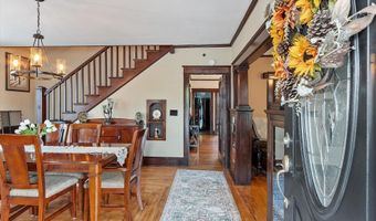 328 W Hollis St, Nashua, NH 03060