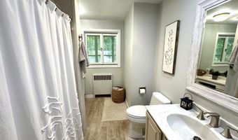 281 Clyde Rd, Bangor, ME 04401