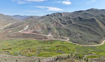 365 IGO Rd, Cokeville, WY 83114