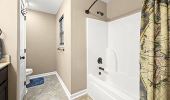 958 Sedona Pines Dr, Baton Rouge, LA 70816