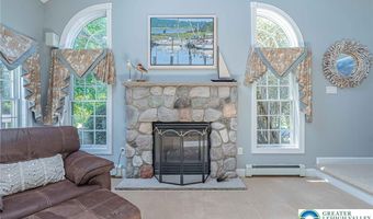 6958 Lehigh Ct, Allentown, PA 18106