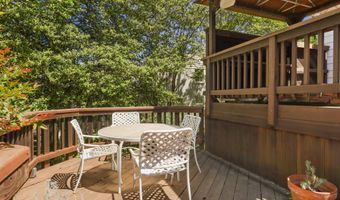 4725 ROCK SPRING Rd, Arlington, VA 22207