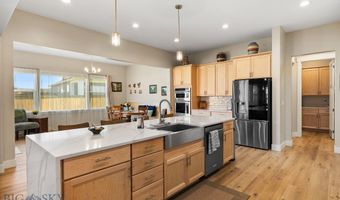 1604 Kit Carson Cir, Belgrade, MT 59714