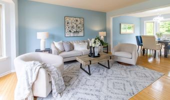 2864 Mystic Dr, Ann Arbor, MI 48103