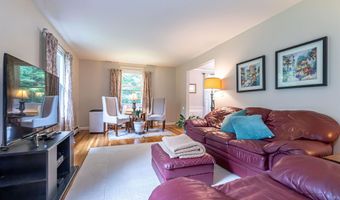 14 Briarwood Ln, Amherst, NH 03031