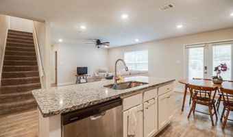 6543 Eastland Cir, Biloxi, MS 39532