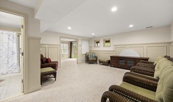 22 Prestwick Rd 22, Bourne, MA 02532