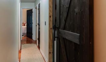 1009 Douglas Dr, Bainbridge, GA 39819