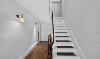105 South St, Barre, MA 01005