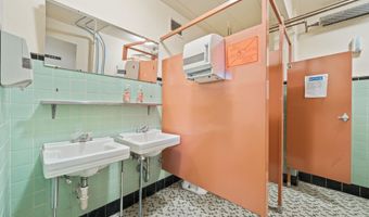 861-863 BROADWAY, Bayonne, NJ 07002