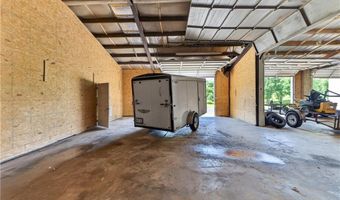 15526 Evans Rd, Basehor, KS 66007