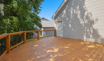 477 Redwood Forest Dr, Ballwin, MO 63021