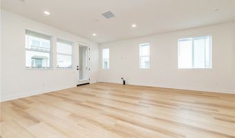 2215 W Orange Ave 12, Anaheim, CA 92804