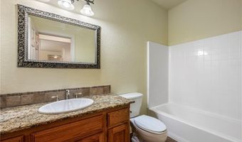 40 Merritt Dr, Bella Vista, AR 72714