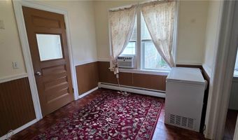 111 Woodbine St, Cranston, RI 02910