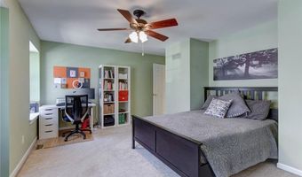 564 Woodlyn Xing, Ballwin, MO 63021