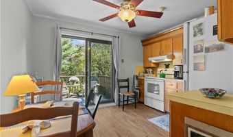 46 CHASTELLUX Ave M6, Newport, RI 02840