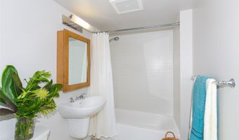 1009 Kapiolani Blvd 3707, Honolulu, HI 96814