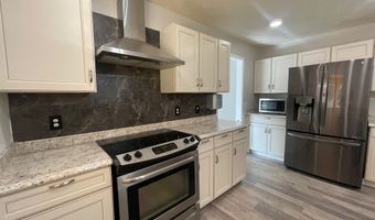 514 Olivia Ln, Ball Ground, GA 30107