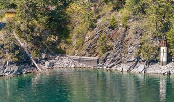 574 Glacier Loop Rd, Bayview, ID 83803