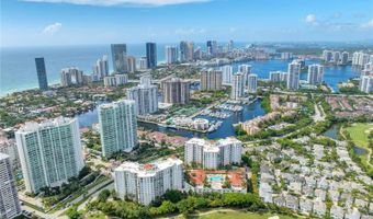 19900 E Country Club Dr 308, Aventura, FL 33180