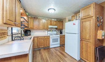 1404 Kendale Dr, Akron, OH 44314