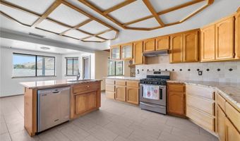 16635 Wintun Rd, Apple Valley, CA 92307