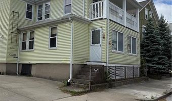 14 Park St, Central Falls, RI 02863