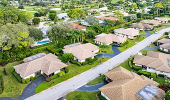 481 Forestview Dr, Atlantis, FL 33462