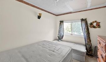 10 S Imperial Dr, Alabaster, MI 48763