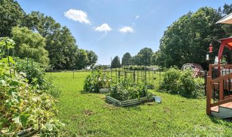 29636 Lakeside Dr, Albemarle, NC 28001