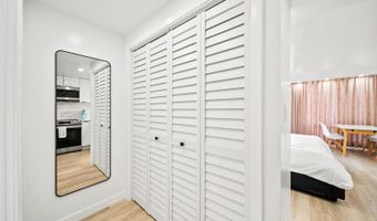 1765 Ala Moana Blvd 979, Honolulu, HI 96815