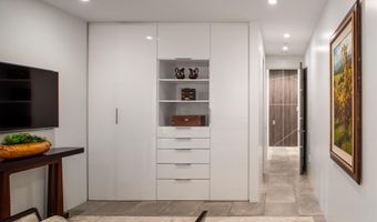 700 Front St 2502, San Diego, CA 92101