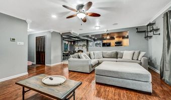 111 Elm Dr, Blakeslee, PA 18610