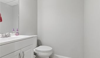 23 Whipple Rd, Glocester, RI 02814