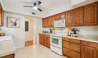 3918 Calavo Dr, La Mesa, CA 91941