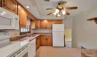 217 WINTERBERRY Dr, Dover, DE 19904