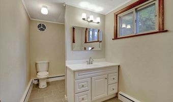 4 June Pl, Aberdeen, NJ 07747