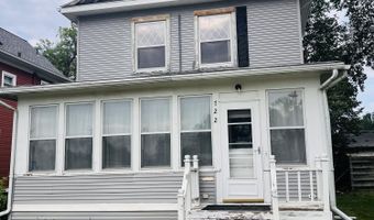 722 N Main, Aberdeen, SD 57401