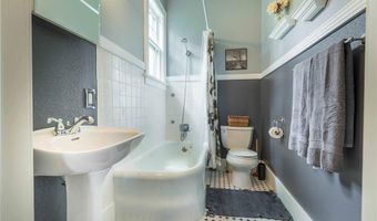 4974 Interlachen Dr NE, Alexandria, MN 56308