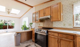 60865 Raintree Dr, Bend, OR 97701
