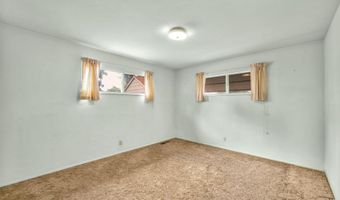 221 S Iris St, Carson City, NV 89703