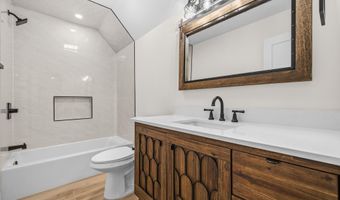1905 N TAYLOR St, Arlington, VA 22207