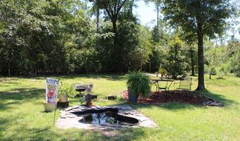 188 Compass Lake Dr, Alford, FL 32420