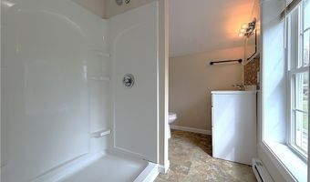 241 East Ave, Akron, NY 14001