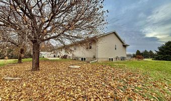 12925 Prairiewood Dr, Aberdeen, SD 57401